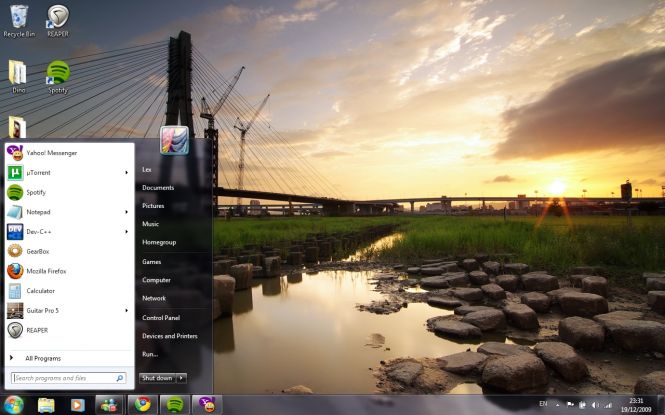 Windows 7 Pro desktop