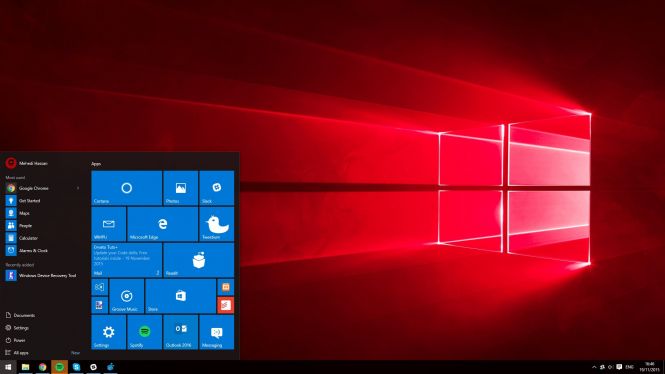 Windows 10 Pro Redstone desktop